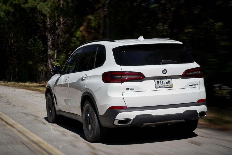  BMW X5 xDrive30d (G05) 2018 года  (WW) (фото 2 из 146)